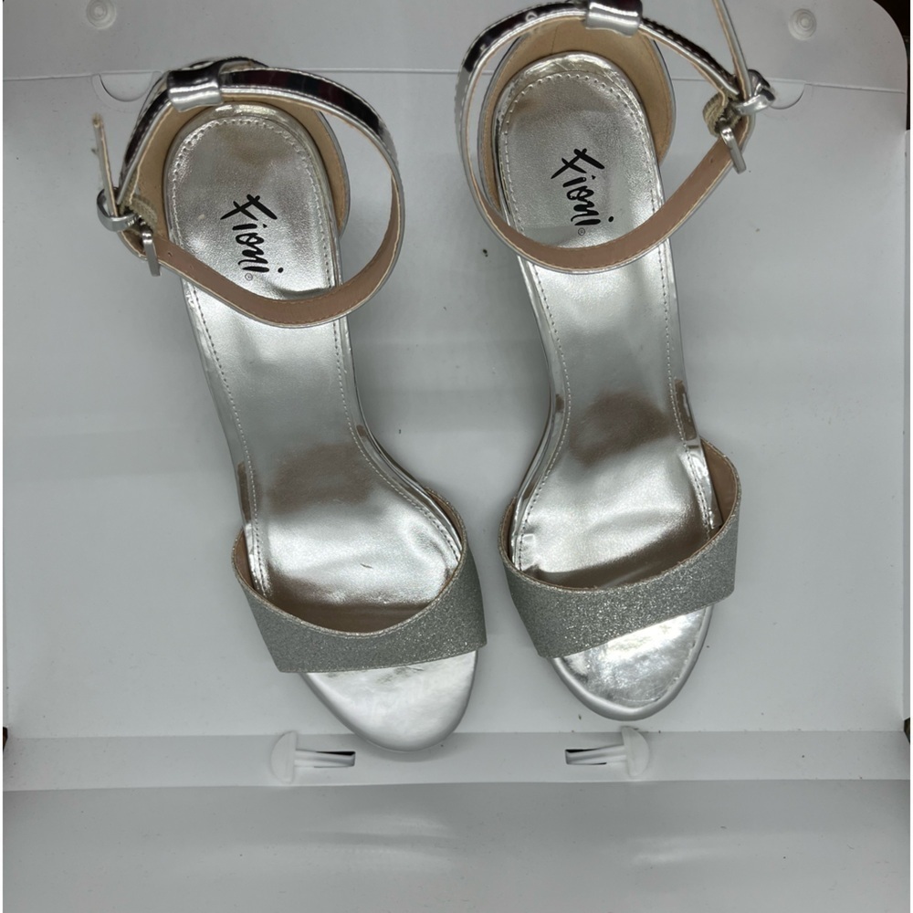 Fiona Sparkling Silver Heel Sandals Size 10W - Picture 2 of 7